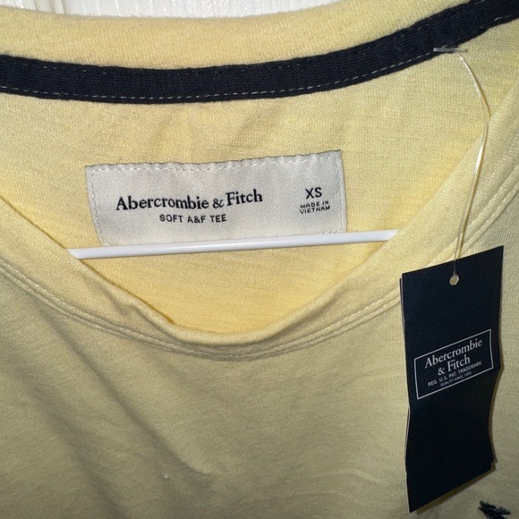NEW YELLOW XS ABERCROMBIE SOFT TEE - Picture 4 of 4